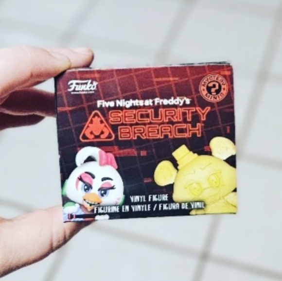 Funko Five Nights at Freddy's Security Breach Mystery Minis Montgomery Gator - Picture 12 of 13